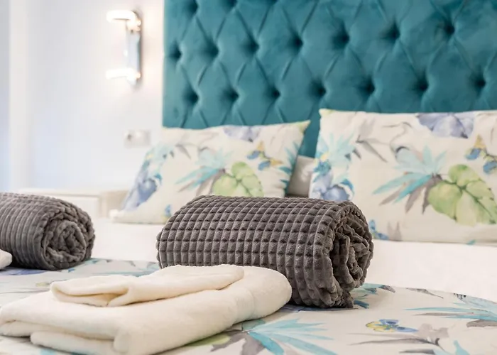 Dona Sofia Фуэнхирола